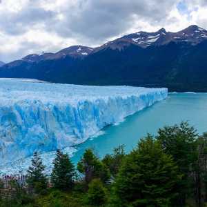 perito-moreno-glacier-birdeye-view-calafate-argentina