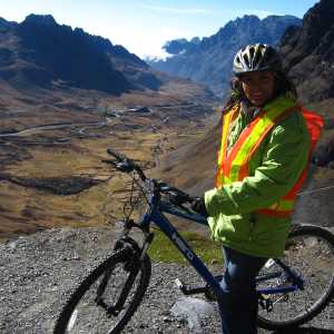 descent-andes-to-coroico-devilsroad-on-mountainbike