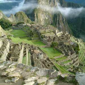 peru-machu-picchu-sunrise
