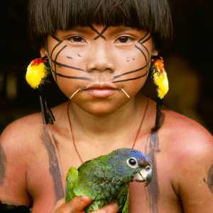 yanomamo-girl-parima-tapirapeco-np-venezuela